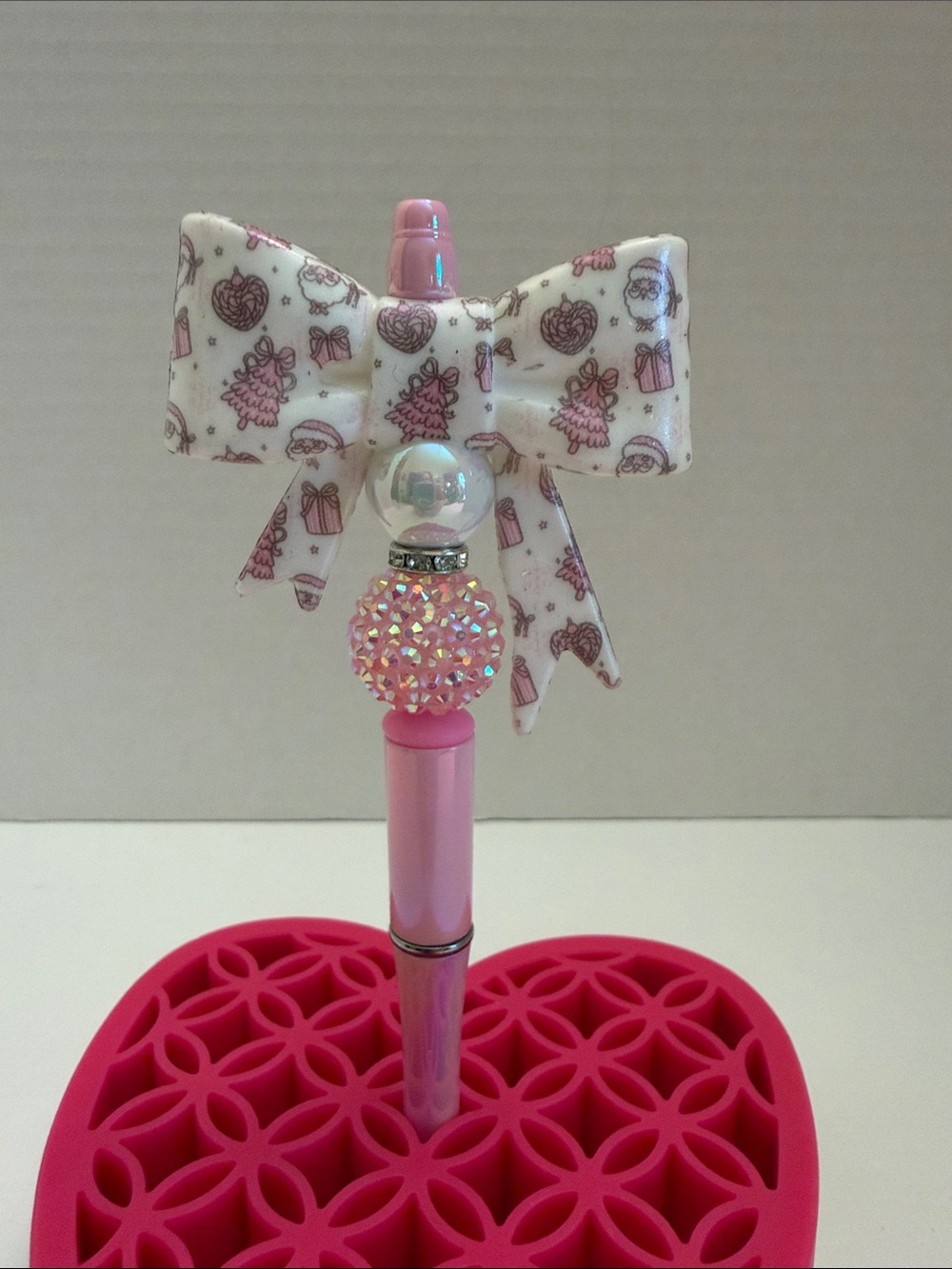 Pink Bow Holiday Pen
